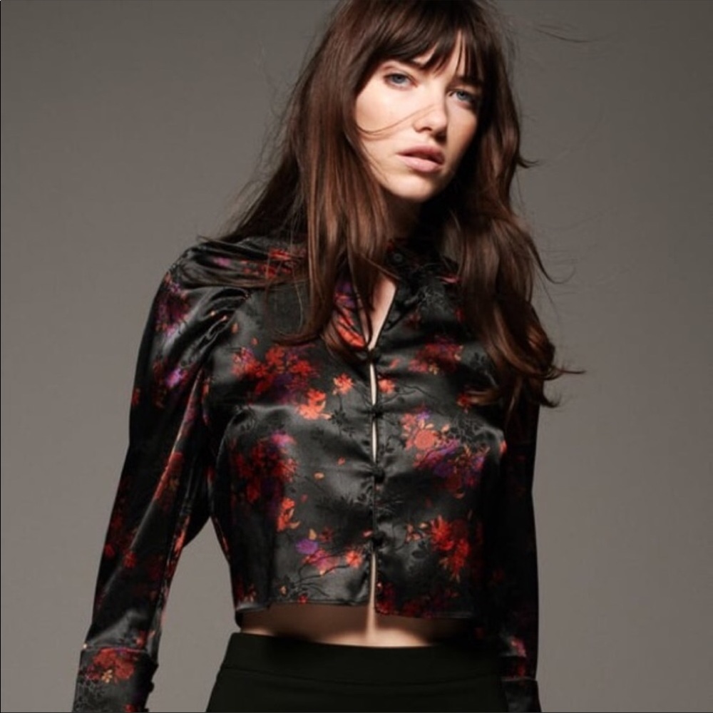 Zara floral button down blouse